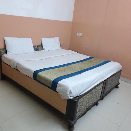 Hotel Royal India - Vijay Enclave นิวเดลี ภายนอก รูปภาพ